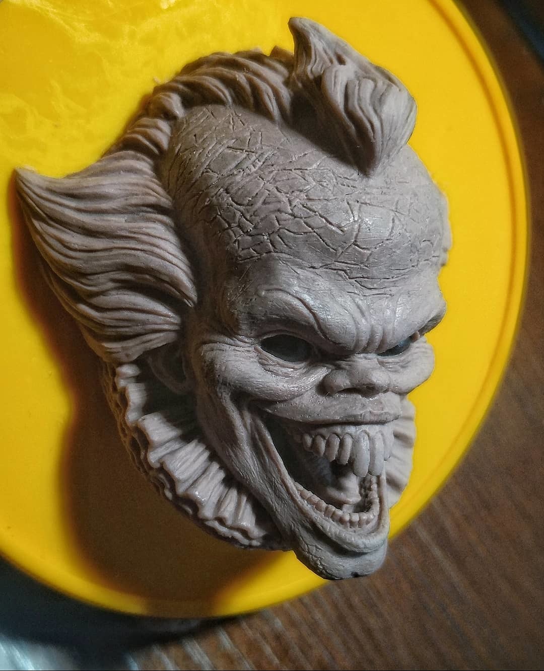 Master model of the clown Pennywise by Stephen King. - My, Лепка, Plasticine, Clown, It, Pennywise, Handmade, , Souvenirs, Longpost, Process