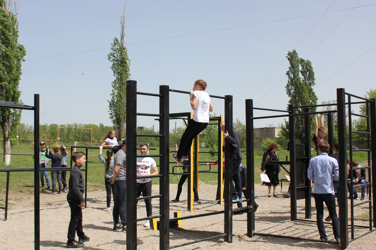 Reconstruction of the sports ground. - My, Playground, Reconstruction, Rovenki, Donbass, Building, Sport, Longpost