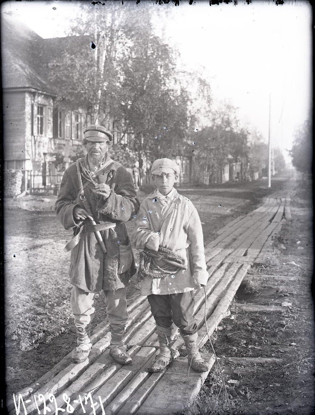 Традиционное русское село. 1925 г. - Россия, Деревня, Длиннопост, Старое фото