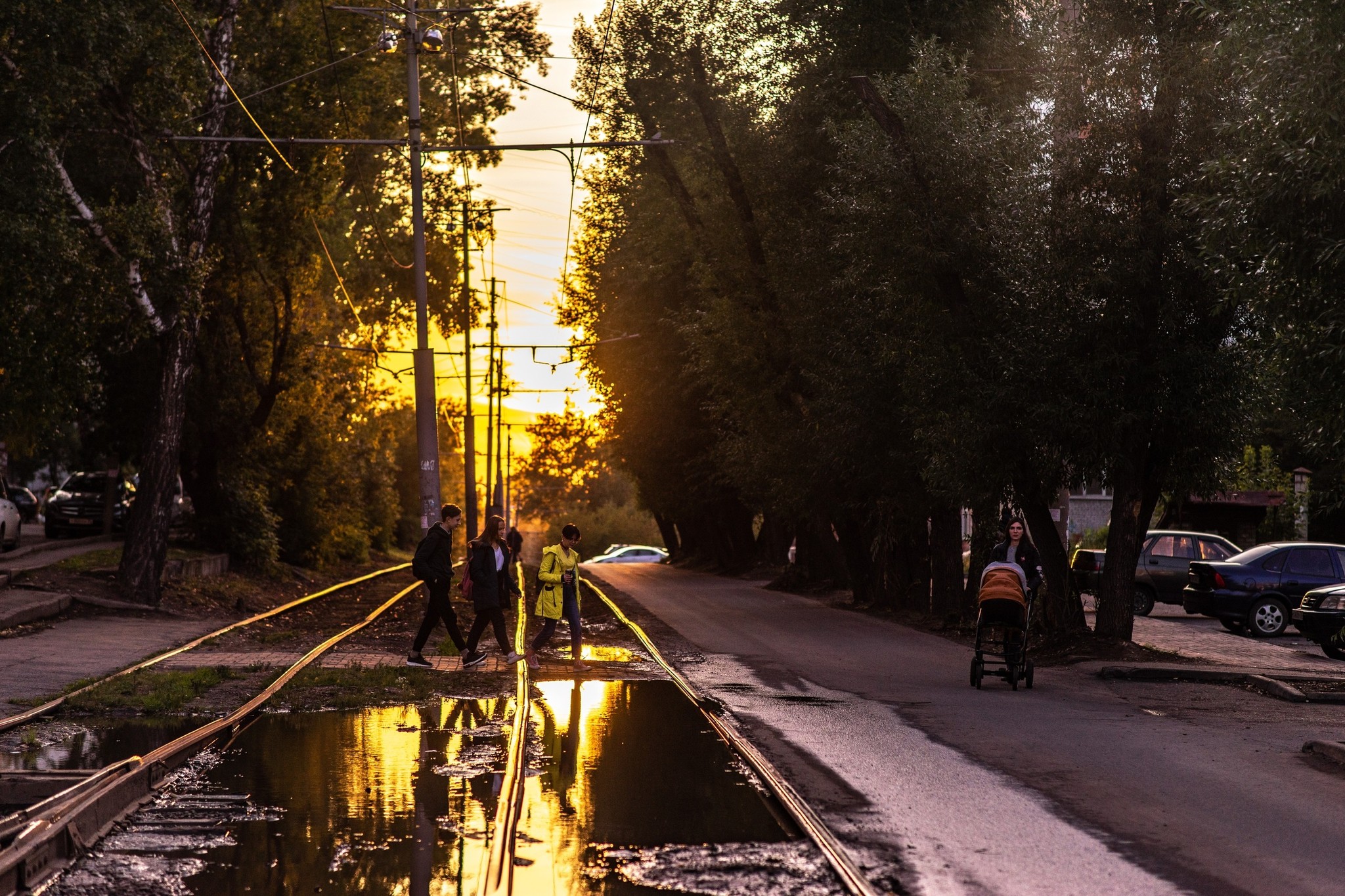 Towards the sun along the paths - My, Tram, Tomsk, Sunset, Longpost