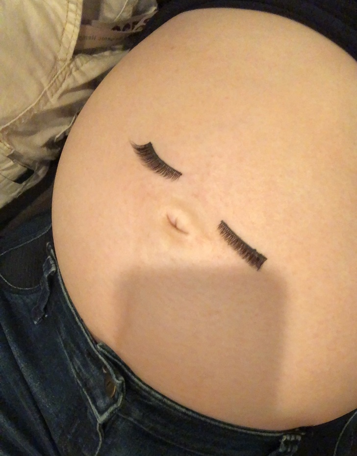 Just false eyelashes on the belly - False eyelashes, Stomach